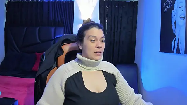 martina foxy  online show from January 2025 11:51:02 AM