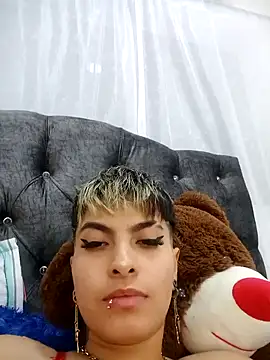 ivanna rivera online show from December 2024 08:18:01 PM