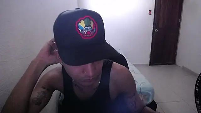 Snapshot of Sxntisaul__ chatting on February 2025 06:59:01 PM Sxntisaul online show from February 2025 06:59:01 PM