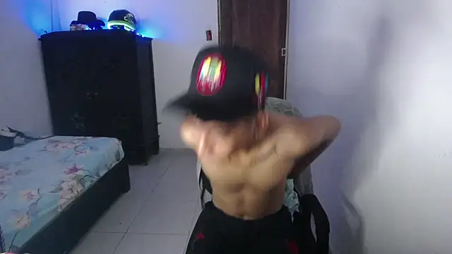 Snapshot of Sxntisaul__ chatting on February 2025 04:03:02 PM Sxntisaul online show from February 2025 04:03:02 PM