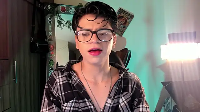 marckalexis online show from October 2025 09:27:01 PM