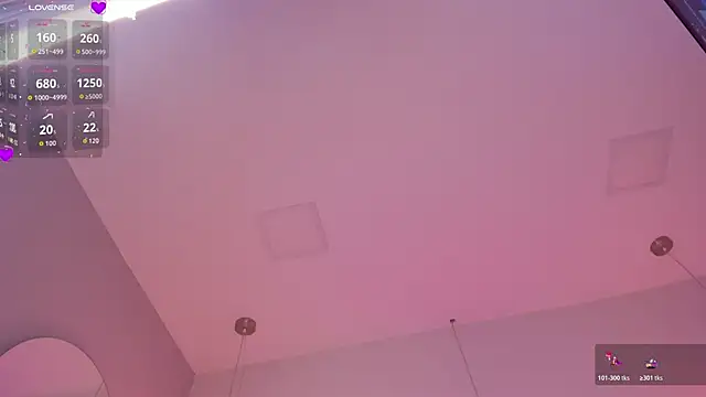 Snapshot of violeth_hill chatting on October 2025 07:36:02 PM violeth hill online show from October 2025 07:36:02 PM