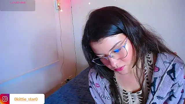 Snapshot of juli05star20 chatting on December 2024 10:43:02 PM juli05star20 online show from December 2024 10:43:02 PM