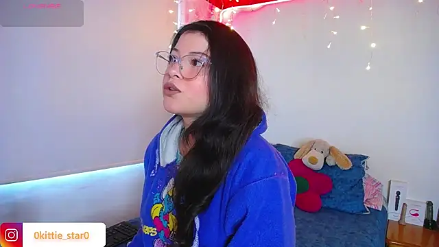 Snapshot of juli05star20 chatting on December 2024 11:44:01 AM juli05star20 online show from December 2024 11:44:01 AM