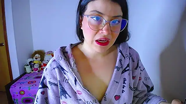 Snapshot of juli05star20 chatting on September 2025 02:22:02 AM juli05star20 online show from September 2025 02:22:02 AM