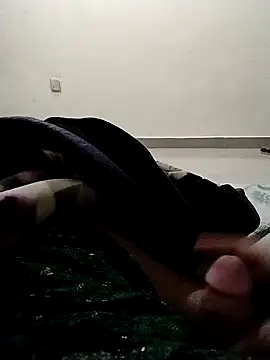 sri995955 online show from February 2025 05:16:01 PM