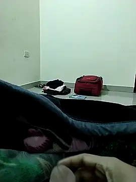 sri995955 online show from February 2025 12:32:01 PM