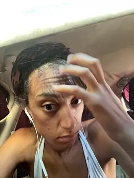 Snapshot of starrynikki chatting on October 2025 05:34:01 PM starrynikki online show from October 2025 05:34:01 PM