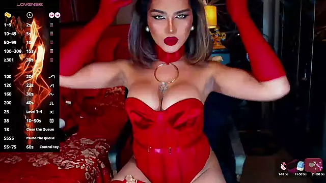 Snapshot of NatalyaFox chatting on November 2025 08:26:01 AM NatalyaFox online show from November 2025 08:26:01 AM