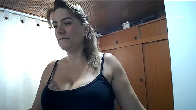 wandarubio online show from December 2024 03:48:02 PM