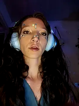 Lucy cole online show from January 2025 09:49:02 AM