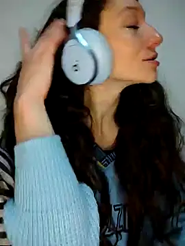 Lucy cole online show from January 2025 06:52:02 AM