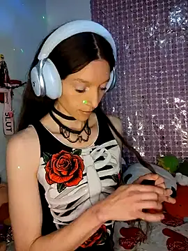 Lucy cole online show from January 2025 02:14:01 AM