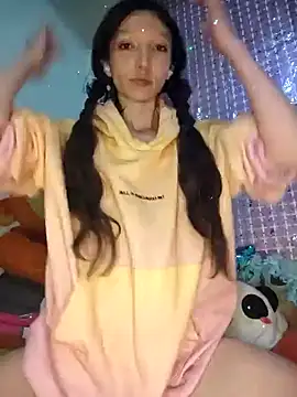 Lucy cole online show from January 2025 02:48:02 AM