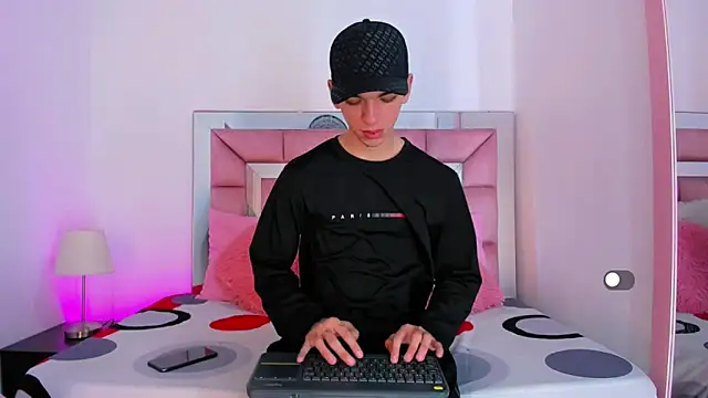 SexyJuliii21 online show from September 2025 08:58:02 PM