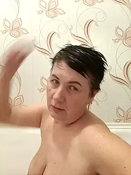 NicoleOlla online show from January 2025 01:36:02 PM