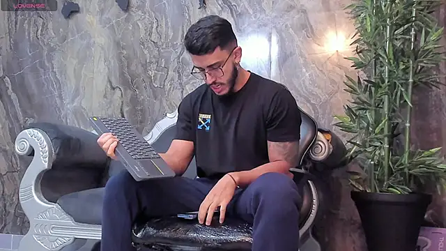 Liam Kleiin online show from March 2025 11:36:02 AM