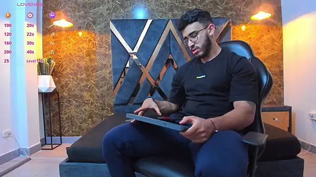 Liam Kleiin online show from September 2025 11:21:01 AM