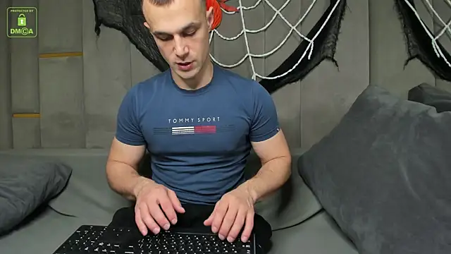 BrandonNorris online show from October 2025 04:13:02 AM