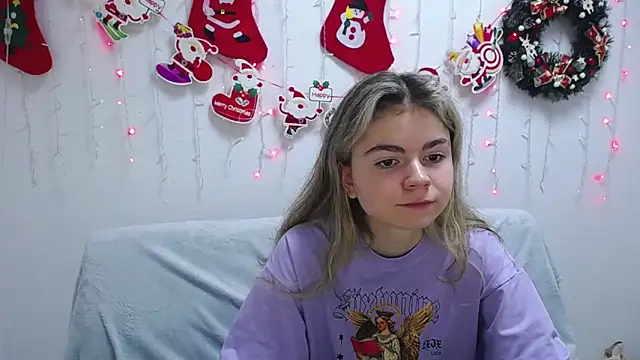 TinaRedly online show from December 2024 09:45:02 PM