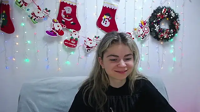 TinaRedly online show from December 2024 12:34:01 AM