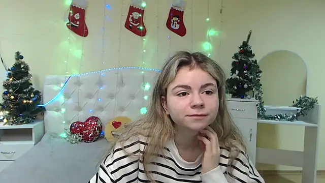 TinaRedly online show from December 2024 06:49:02 AM