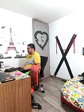 hotandfierylatinos2023 online show from March 2025 04:07:02 PM