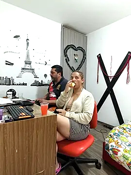 hotandfierylatinos2023 online show from March 2025 05:06:02 PM