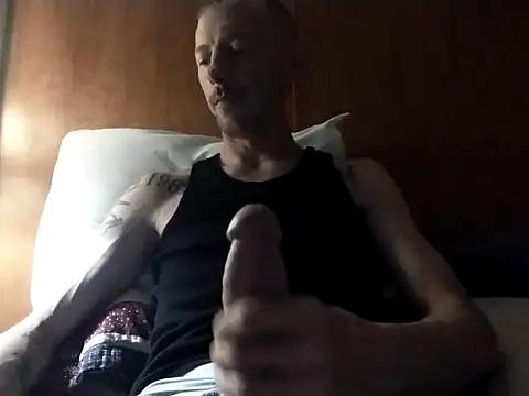 elmerfuddin87 online show from October 2025 09:45:01 PM