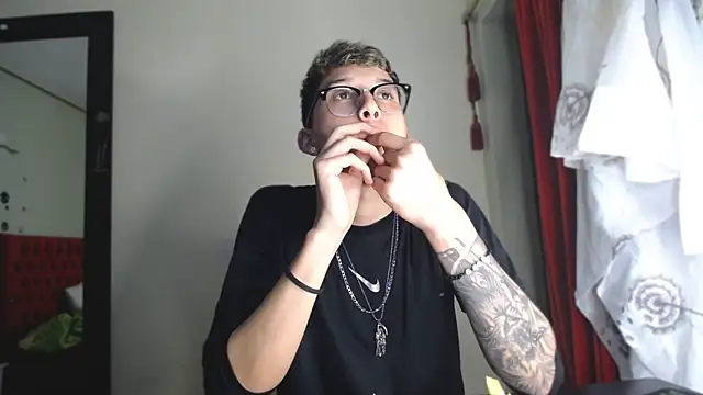  Thomas hot  online show from December 2024 10:57:02 PM