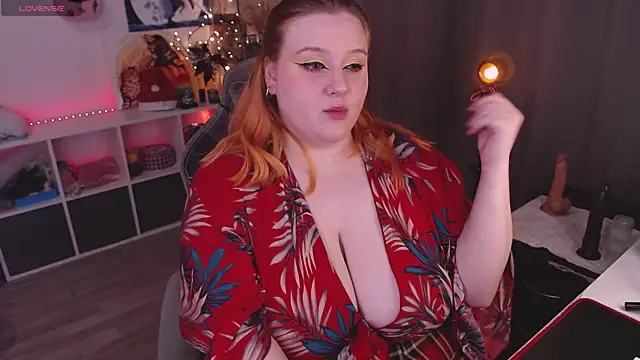 Snapshot of lissamuff chatting on December 2024 07:21:02 PM lissamuff online show from December 2024 07:21:02 PM