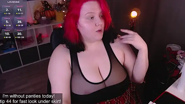 Snapshot of lissamuff chatting on February 2025 07:28:02 PM lissamuff online show from February 2025 07:28:02 PM