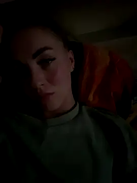 DreamGirl-777 online show from September 2025 02:52:02 PM