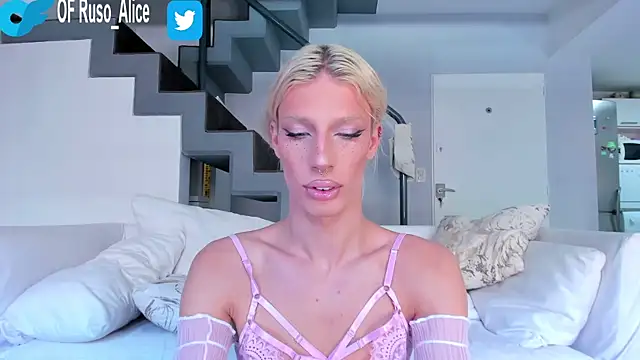 AliceSnowCatt online show from December 2024 05:26:01 PM