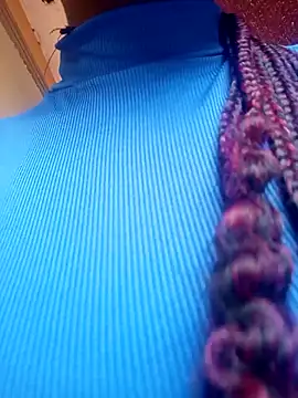 Snapshot of Sarie_sho chatting on November 2025 07:07:01 AM Sarie sho online show from November 2025 07:07:01 AM