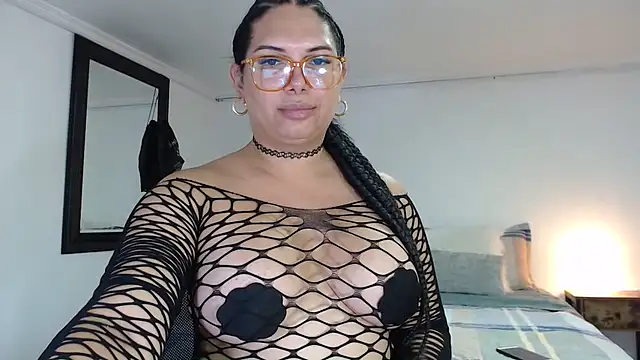 Snapshot of flowerdirtty chatting on November 2025 04:20:01 PM flowerdirtty online show from November 2025 04:20:01 PM