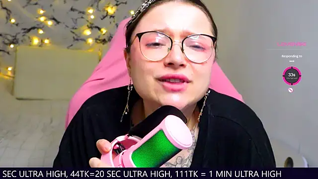 me  hanna online show from March 2025 11:56:02 PM