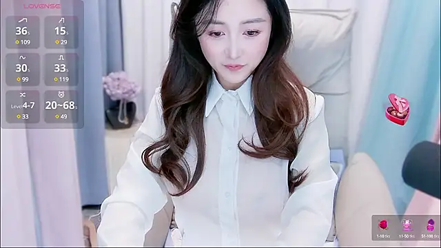 Liiniie-Lovers online show from January 2025 11:48:02 PM