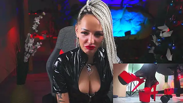 MonicaMaxwel online show from January 2025 04:47:01 PM
