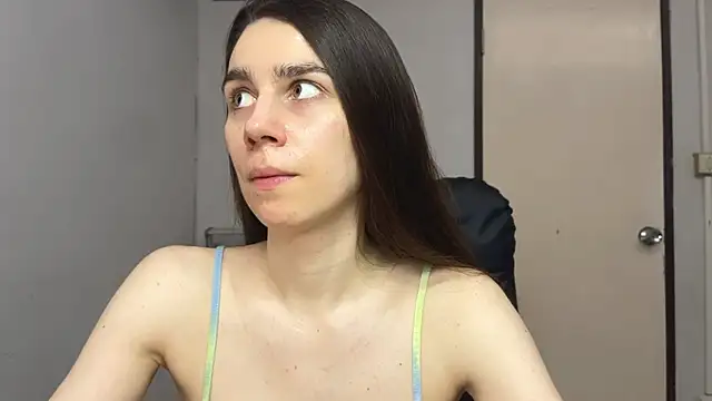 SassyJessi online show from October 2025 04:10:02 AM