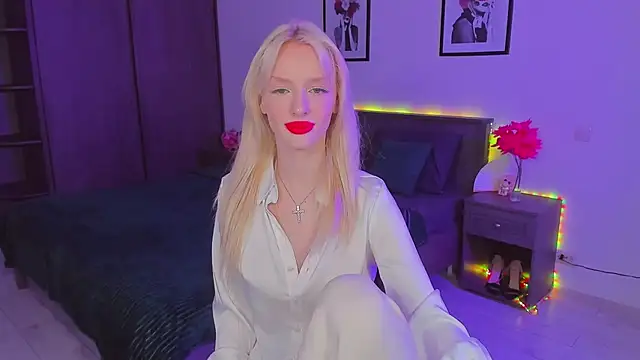 AleksaBlonde online show from January 2025 02:43:01 PM