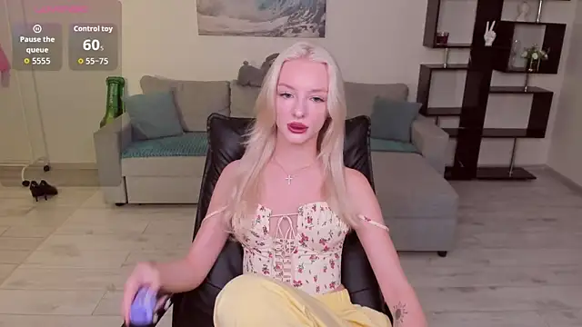 AleksaBlonde online show from September 2025 11:37:01 AM