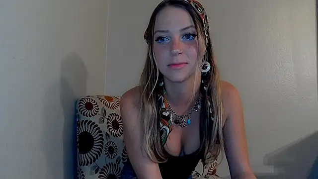 molly witha chance online show from March 2025 01:28:01 AM