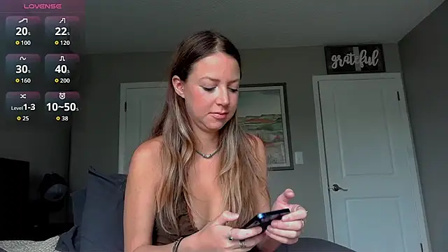 Snapshot of molly_witha_chance chatting on November 2025 05:47:01 PM molly witha chance online show from November 2025 05:47:01 PM