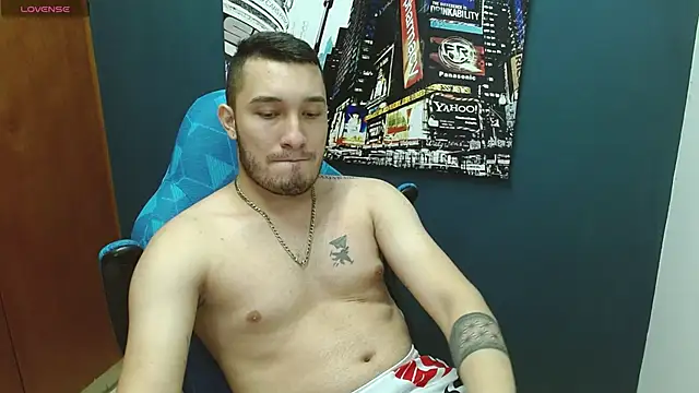Airon Blade online show from February 2025 01:11:01 AM