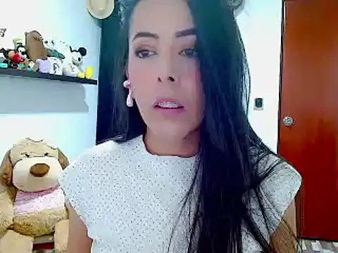 ella peck online show from December 2024 12:22:01 AM