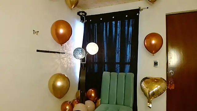 ella peck online show from September 2025 04:40:02 PM