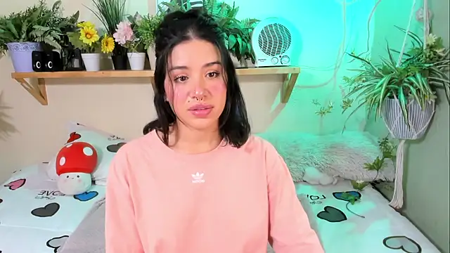 MiaaRose online show from September 2025 07:52:01 PM