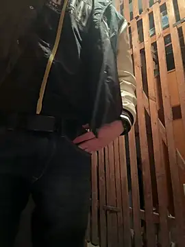 czruz online show from February 2025 04:00:02 PM