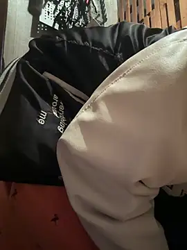 czruz online show from February 2025 07:53:02 AM